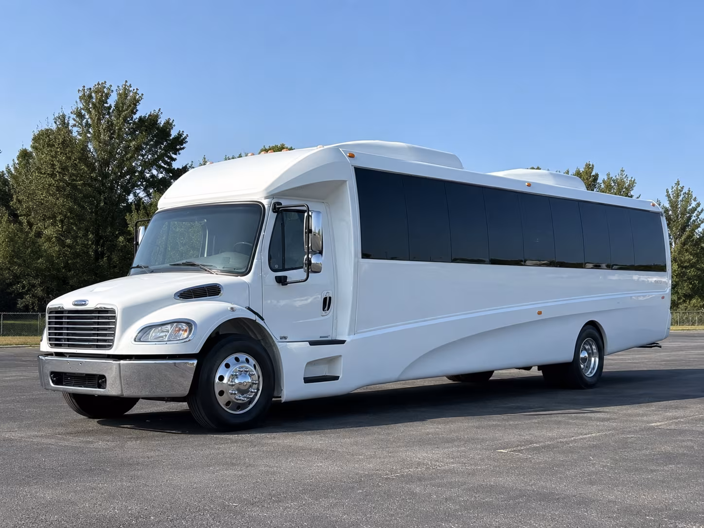 Long Beach Birthday, Sweet 16, & Quinceañera Transportation party bus interior