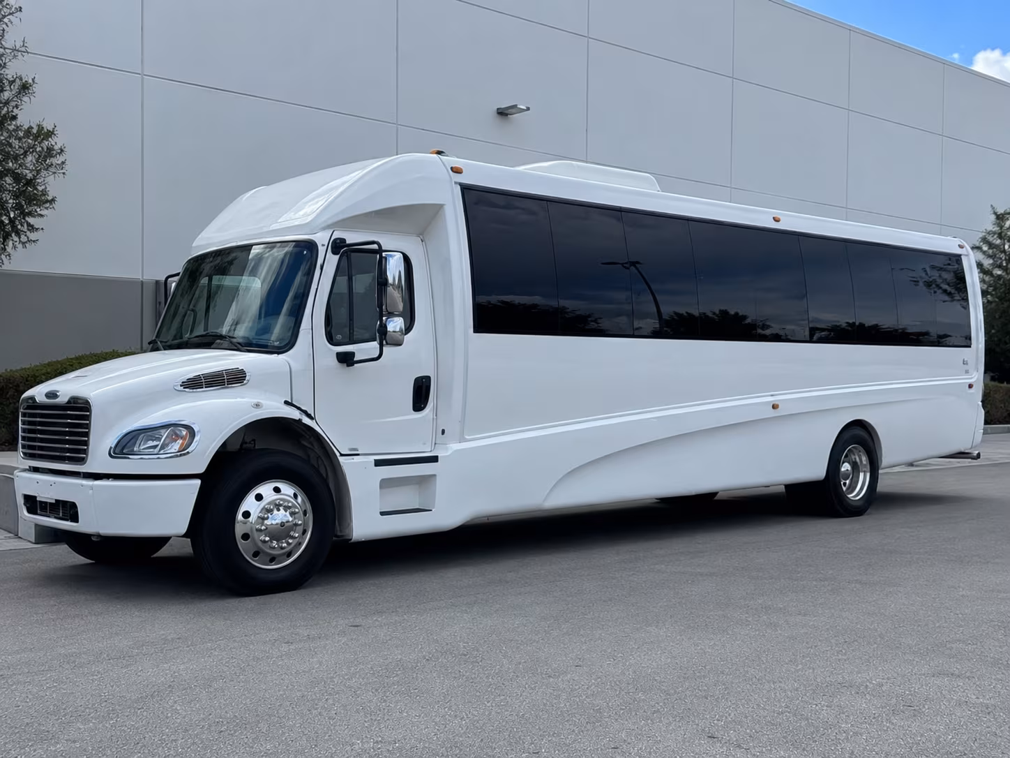 Long Beach Concert & Music Festival Transportation party bus exterior