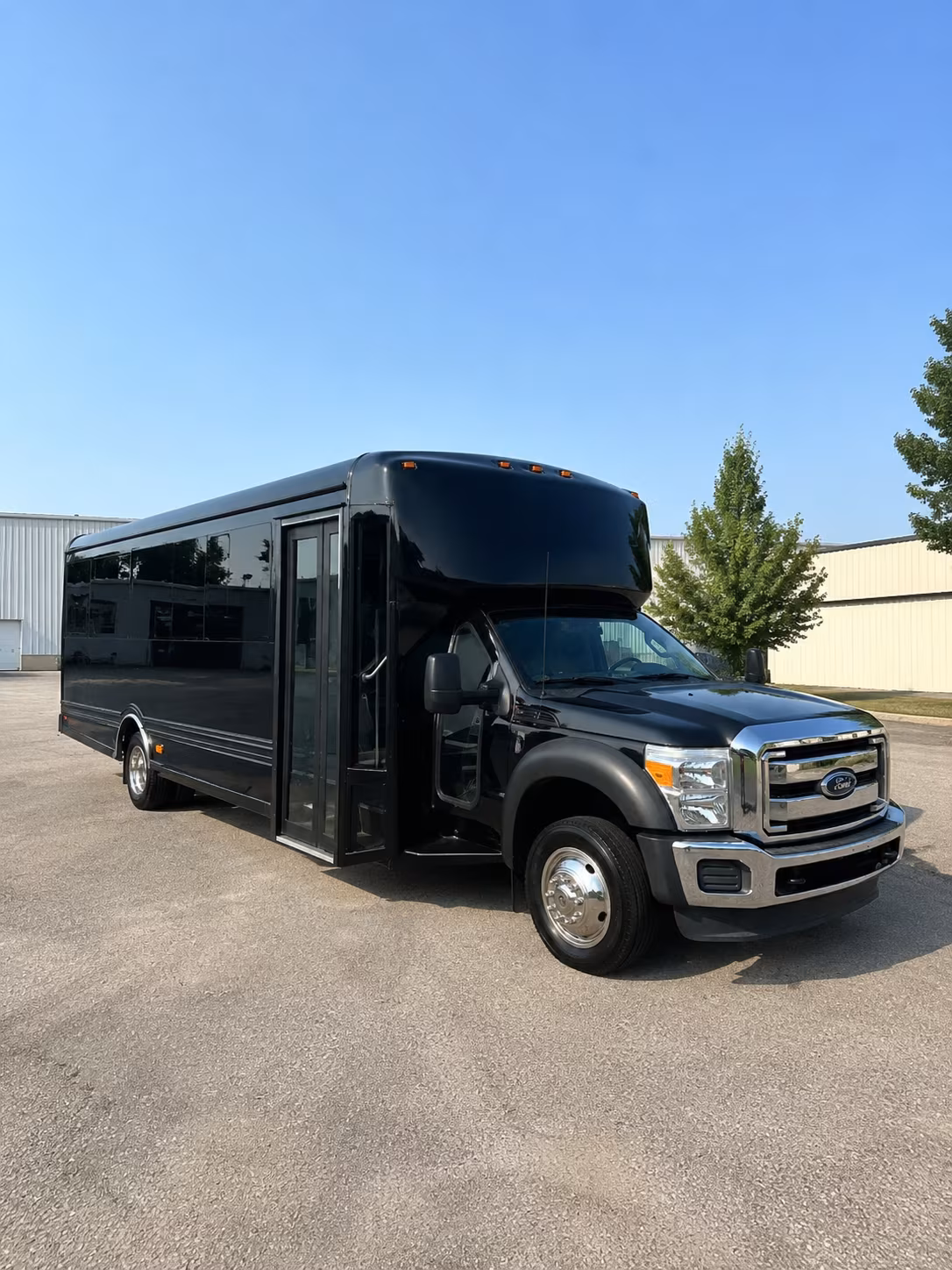 Long Beach Prom & Homecoming Transportation onboard seating